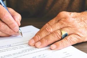 如何规范填写低保报销申请书？这份申请书的内容要点是什么？