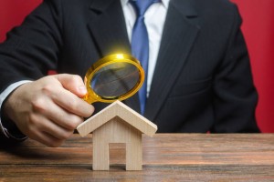 市盈率TTM在评估股票价值时有何意义？这种意义如何影响投资决策？